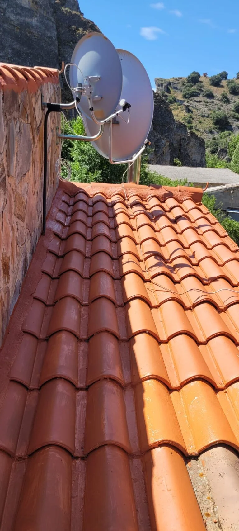 PHOTO 2024 08 16 14 13 39 768x1705 1 - Top Tejados Ávila‎